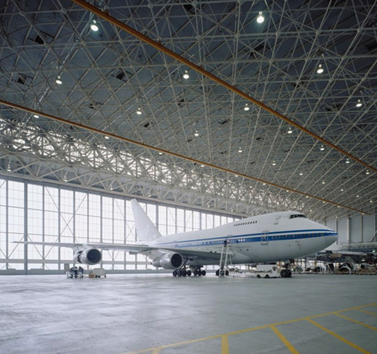 航空機(jī)庫網(wǎng)架